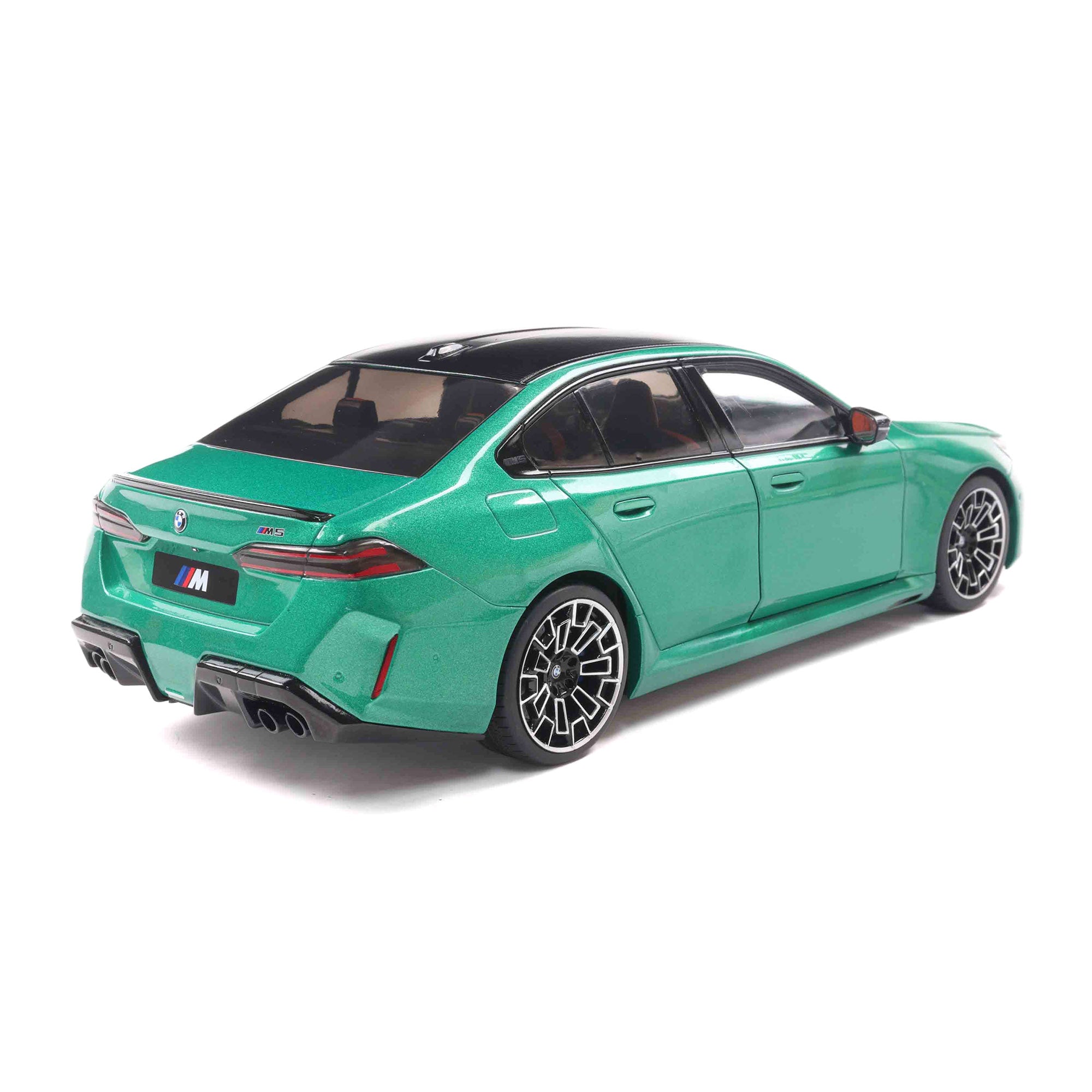 Solido 2025 BMW M5 (G90) Isle of Man Green Metallic 1:18 – STM Diecast