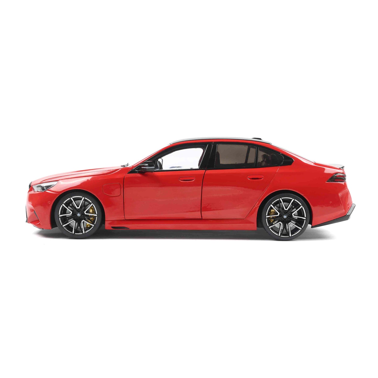 Solido 2025 BMW M5 (G90) Fire Red 1:18