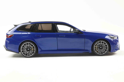 Solido 2024 BMW M5 (G99) M5 Touring M Wagon Marina Bay Blue Metallic 1:18