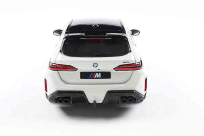 Solido 2024 BMW M5 (G99) M5 Touring M Wagon Alpine White 1:18
