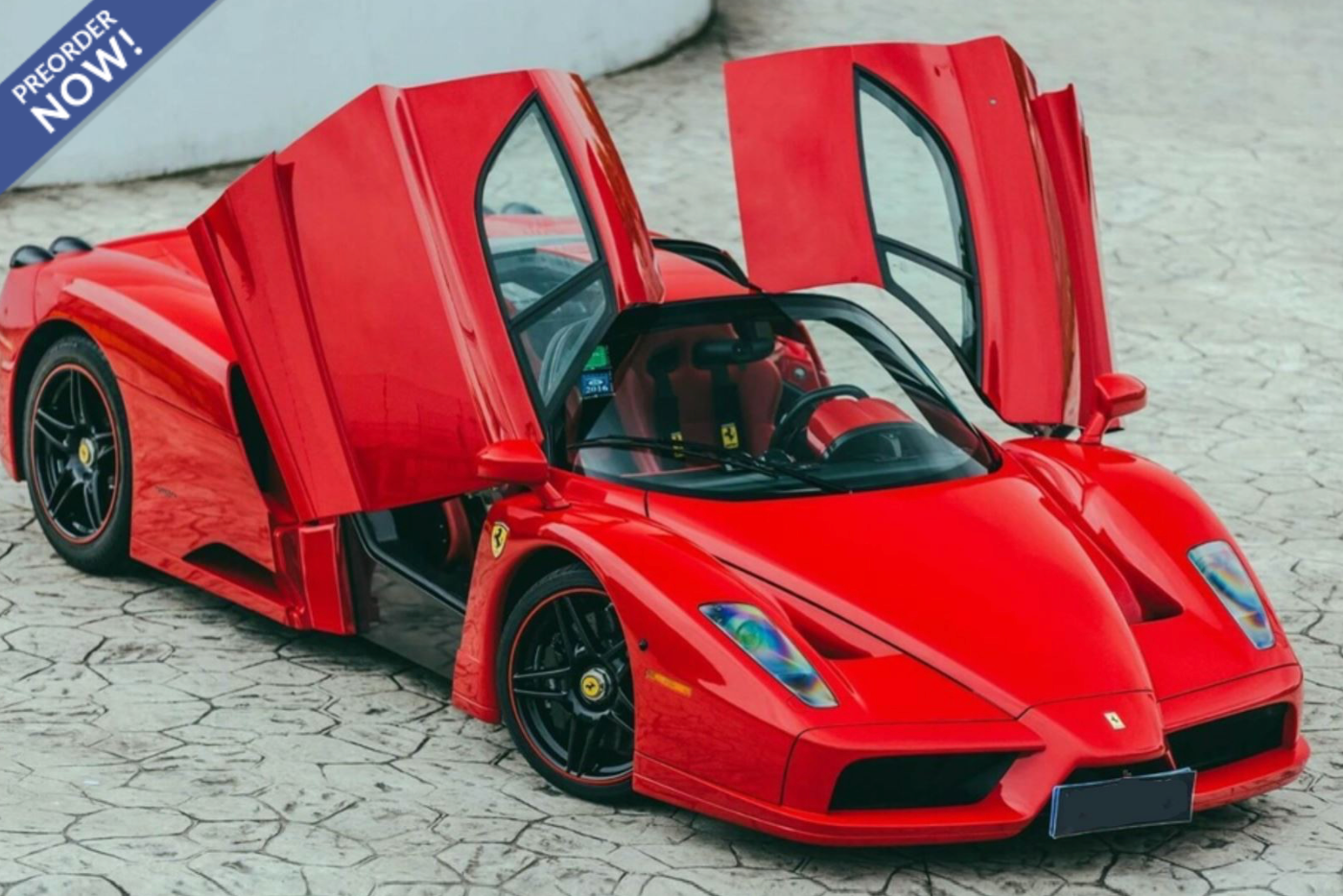 BBR 2004 Ferrari Enzo Ferrari Rosso Corsa (Red) w/ Black Wheels 1:18 LUXURY PACK