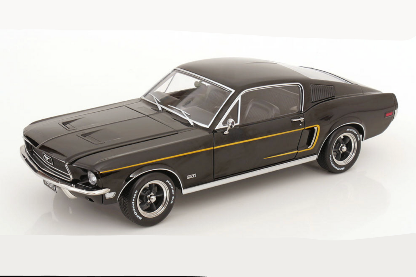 KK Scale 1968 Ford Mustang GT Fastback Black 1:12