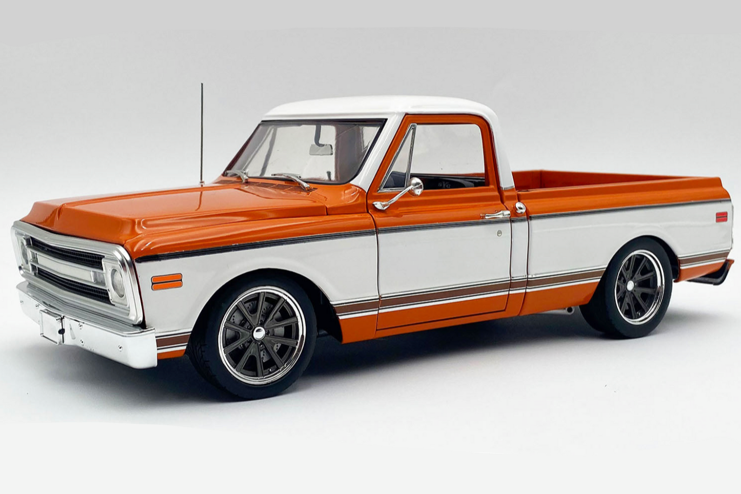 Acme 1970 Chevrolet C-10 Pro Touring Slammed, Orange and Acme 1970 Chevrolet C-10 Pro Touring Slammed, Orange and