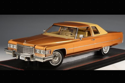 Stamp Model 1976 Cadillac Coupe DeVille Amberlite Firemist (Gold) 1:18