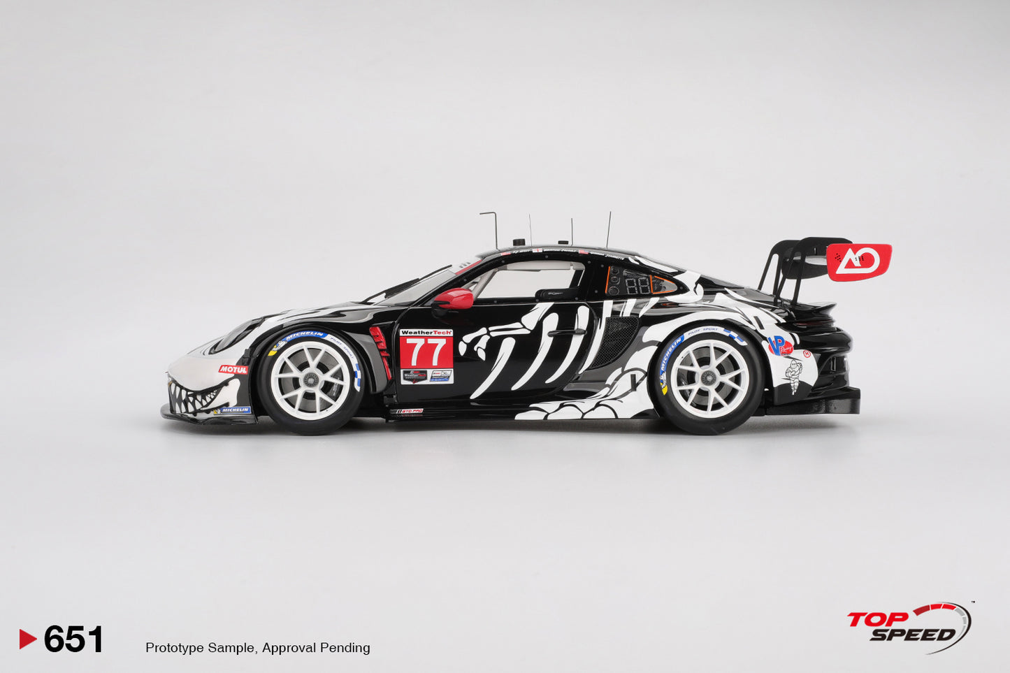 Topspeed Porsche 911 GT3 R (992) #77 Skeleton Rexy AO Racing IMSA Winner 2025 Petit Le Mans 1:18