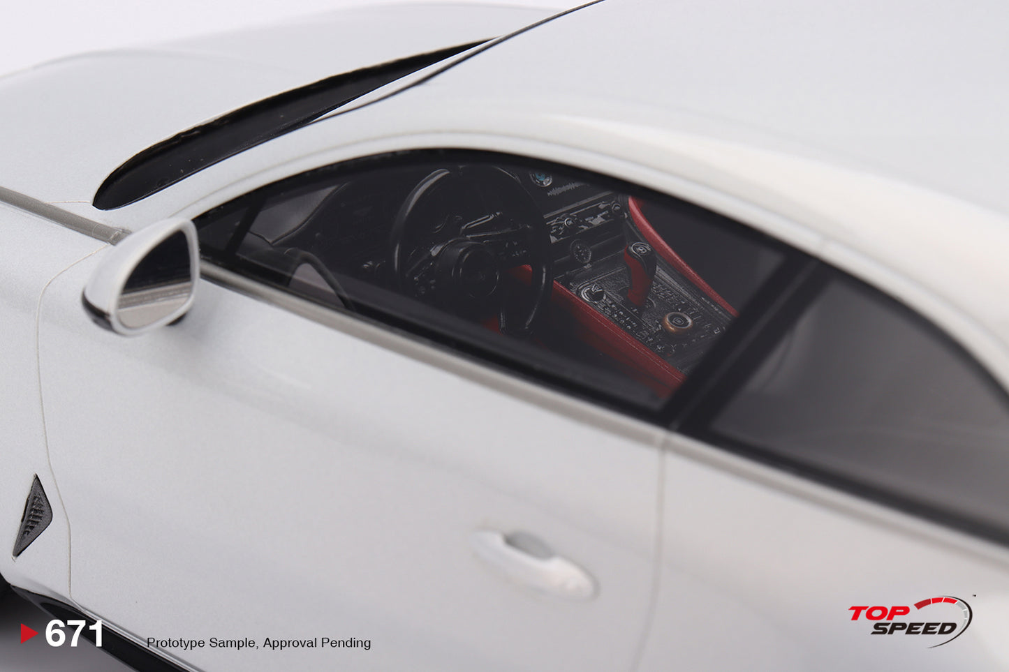 Topspeed Bentley Batur Bonneville Pearl White 1:18