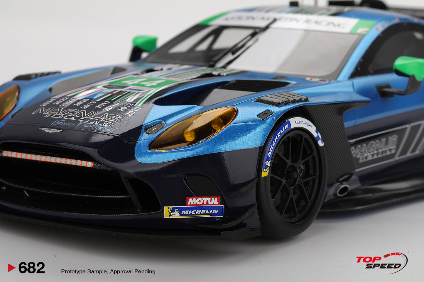 Topspeed Aston Martin Vantage GT3 EVO #44 Magnus Racing 2025 IMSA Daytona 24hrs 1:18