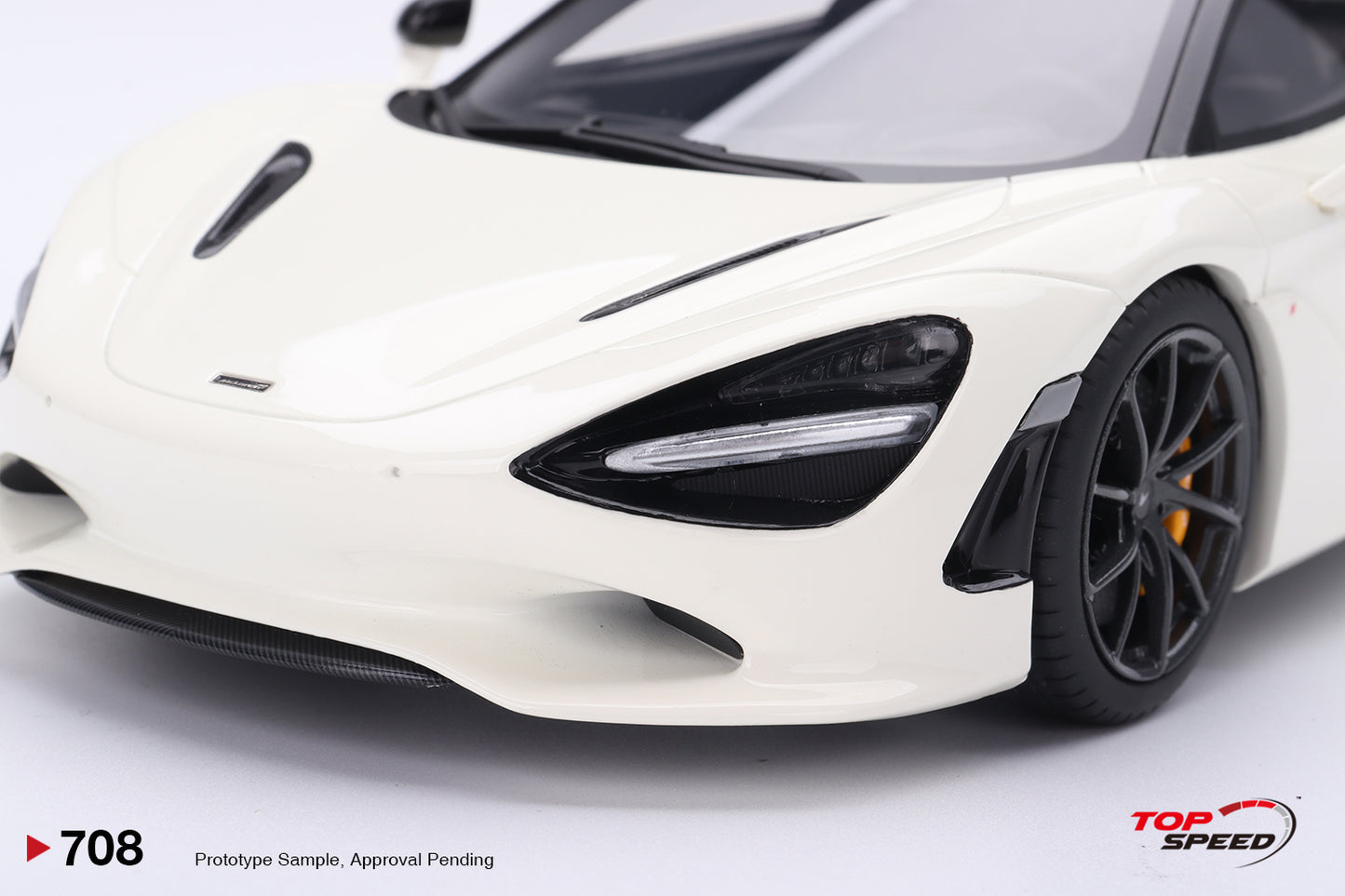 Topspeed 2023 Mclaren 750S Base White 1:18