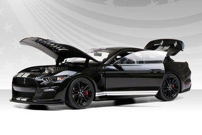 Ixo 2022 Ford Shelby Mustang Shelby GT500 Shadow Black 1:18