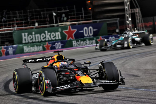 Minichamps F1 RB21 Team Oracle Red Bull Racing #1 WINNER Las Vegas GP 2025 (Verstappen) 1:18