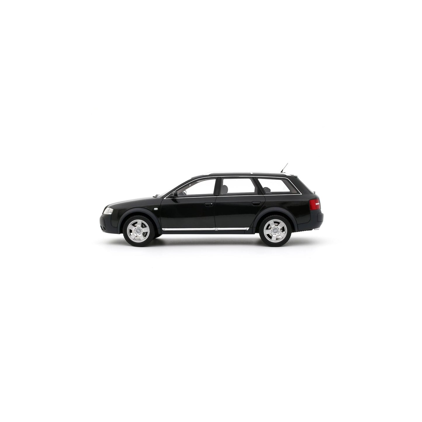 Otto 2000 Audi A6 (C6) Allroad Quattro Avant Brilliant Black 1:18
