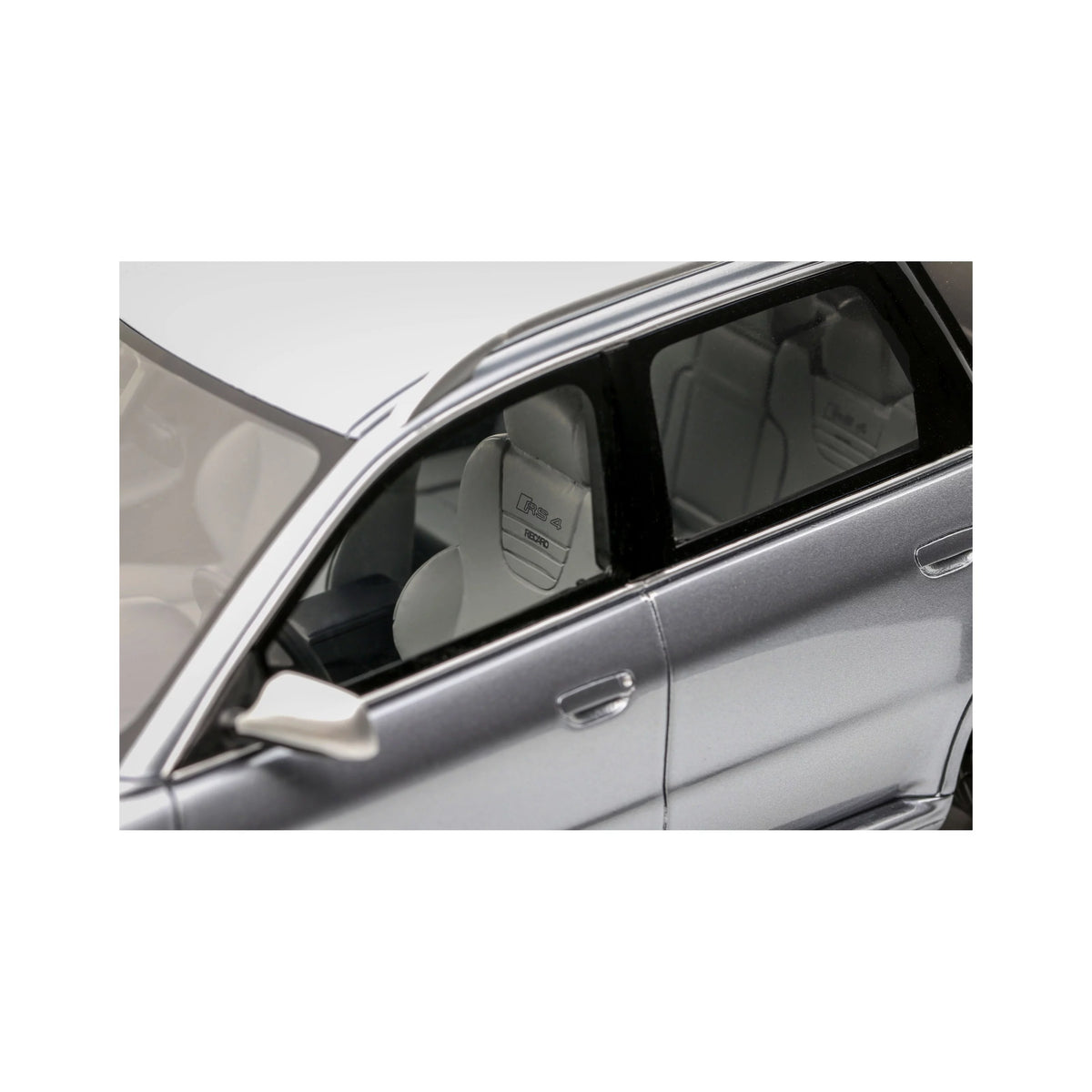 Otto 2000 Audi RS4 Avant B5 2.7L V6 Biturbo "Stanced" Avus Silver 1:18