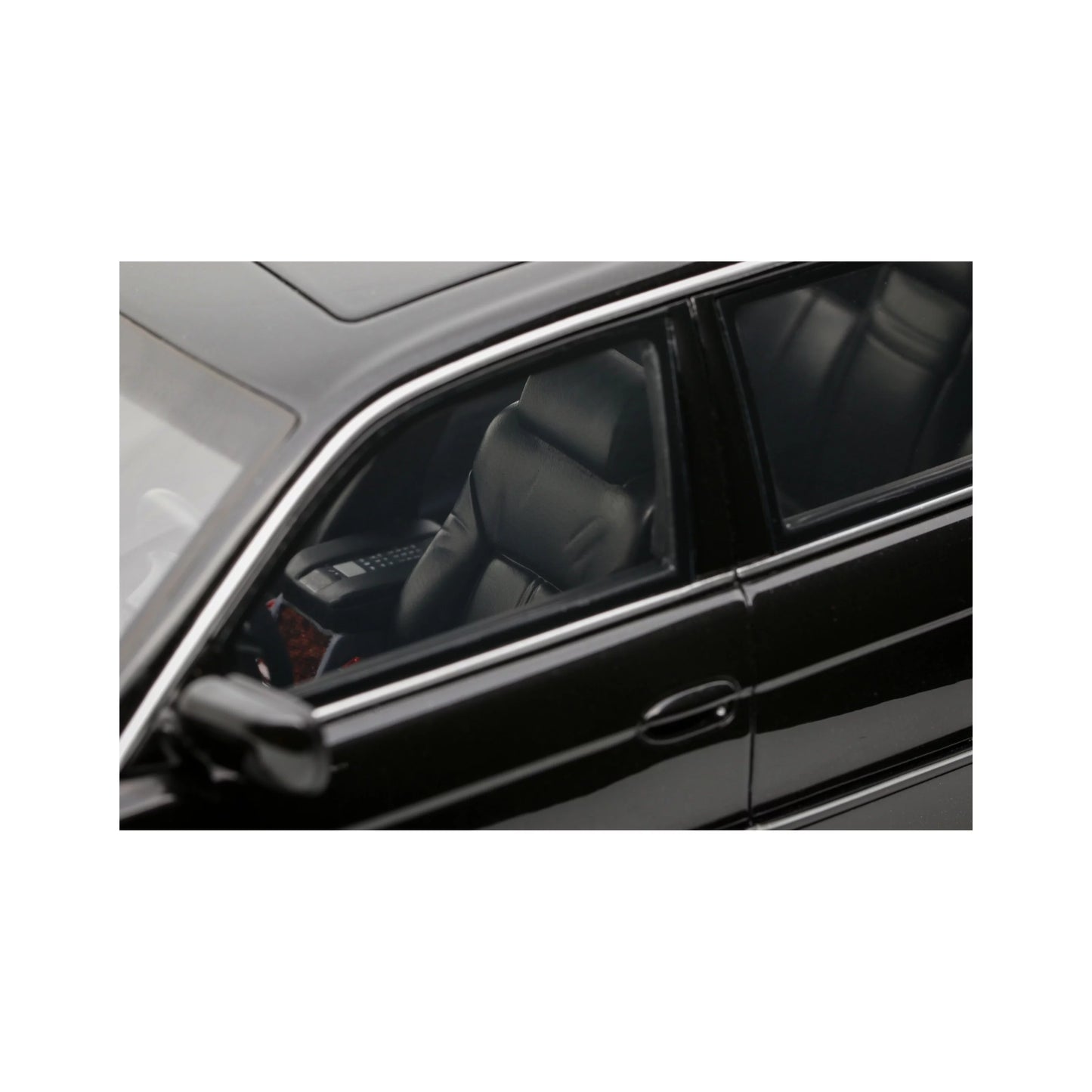 Otto 2000 BMW 740iL E38 Sedan Low Stance Jet Black 668 1:18