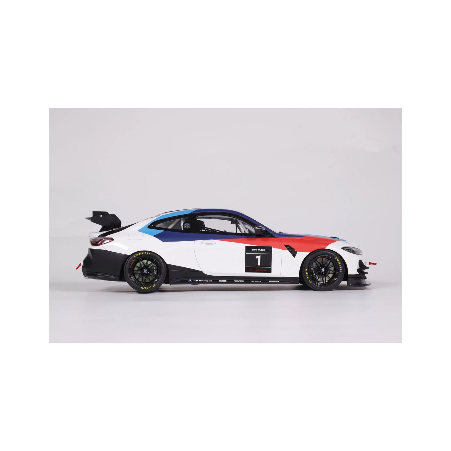 Otto 2022 BMW M4 GT4 No 1 Presentation Season 2022 1:18