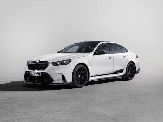 Minichamps 2024 BMW M5 (G90) Performance Parts Alpine White 1:18