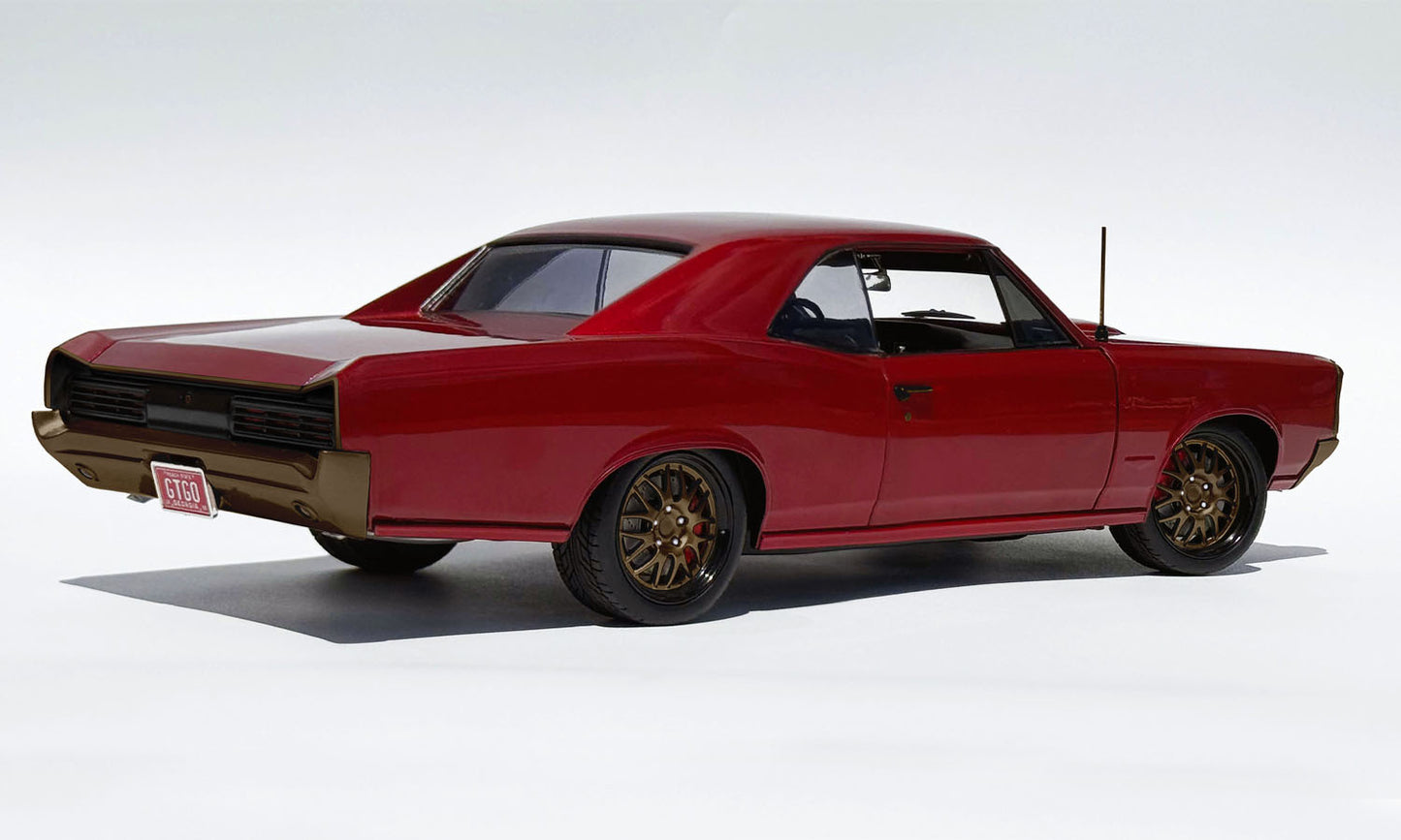 Acme 1966 Pontiac GTO Streetfighter Red Pearl 1:18