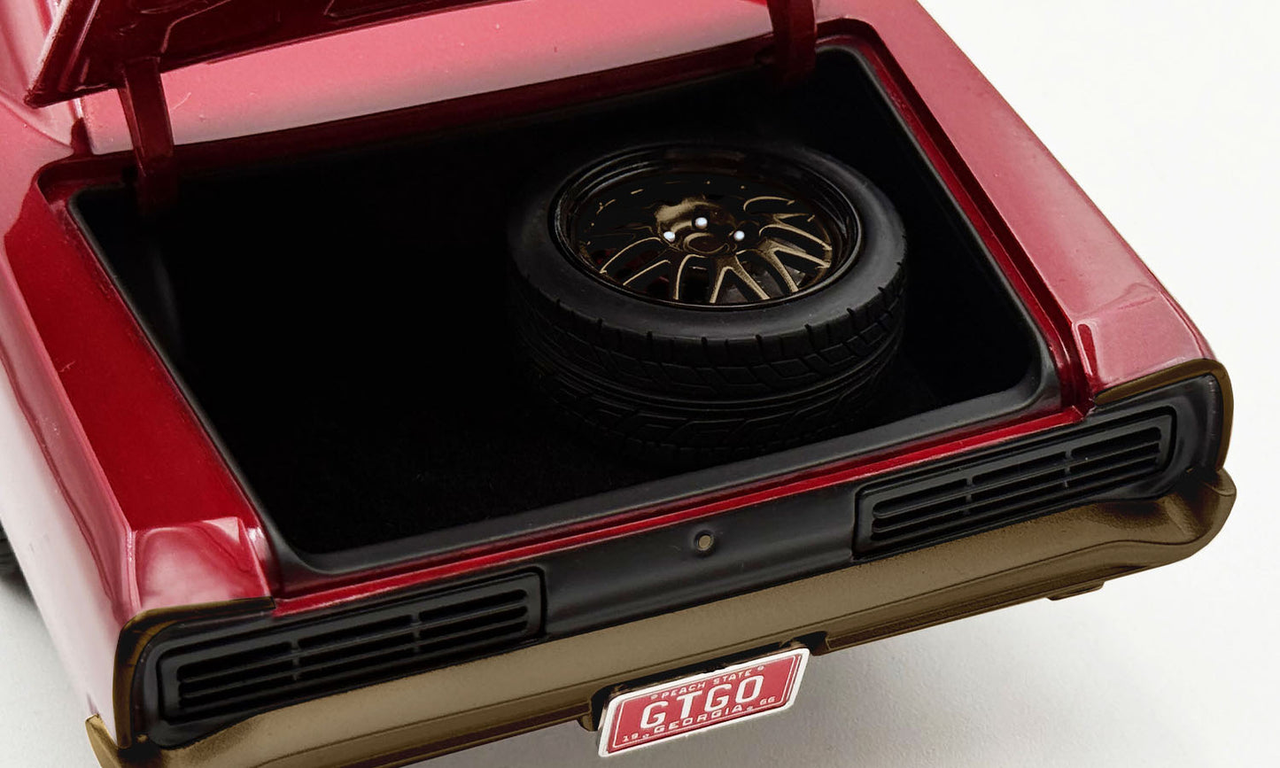 Acme 1966 Pontiac GTO Streetfighter Red Pearl 1:18