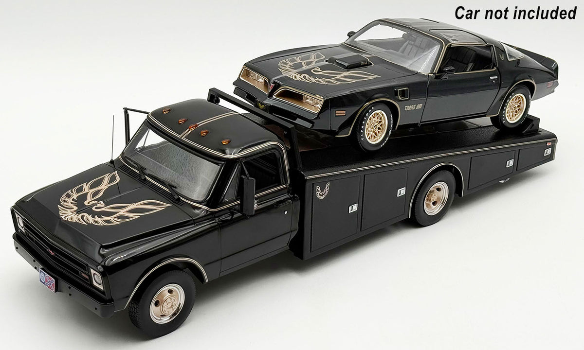 Acme 1967 Chevrolet C-30 Ramp Truck Bandit 1 Starlight Black 1:18