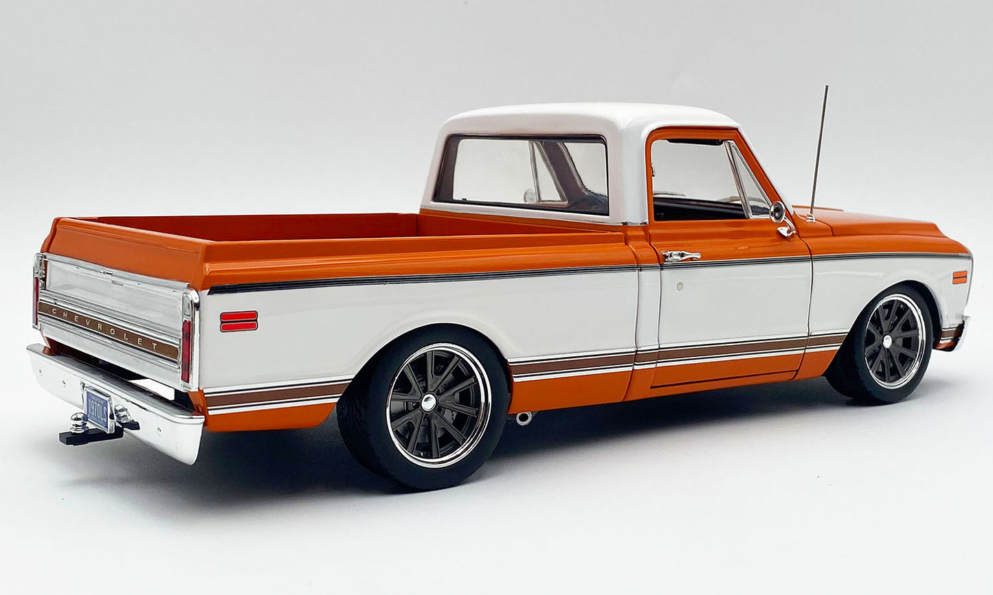Acme 1970 Chevrolet C-10 Pro Touring Slammed, Orange and White 1:18
