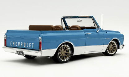 Acme 1969 Chevrolet Blazer K5 Street Custom Slammed Blue & White 1:18