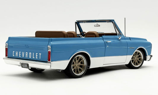 Acme 1969 Chevrolet Blazer K5 Street Custom Slammed Blue & White 1:18