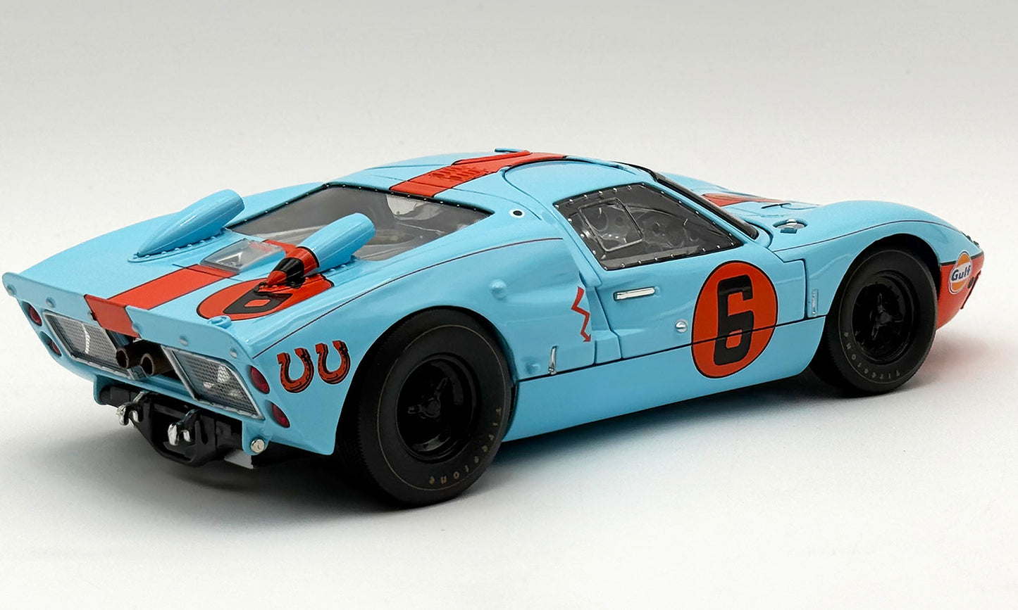 Shelby Collectibles 1966 Ford Gt40 MkII #6 Outlaw Gulf Blue & Orange 1:18