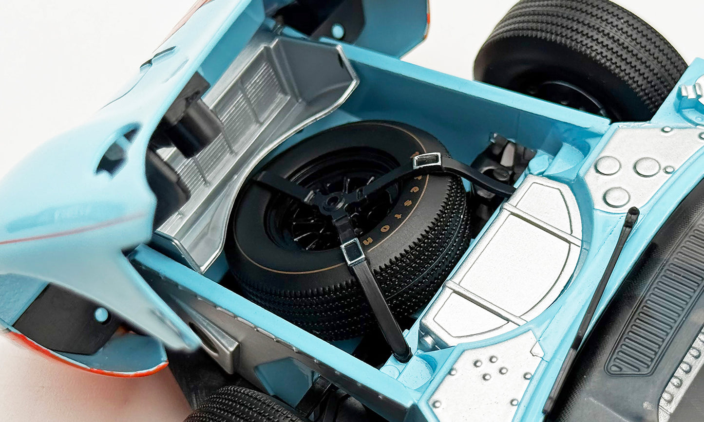 Shelby Collectibles 1966 Ford Gt40 MkII #6 Outlaw Gulf Blue & Orange 1:18