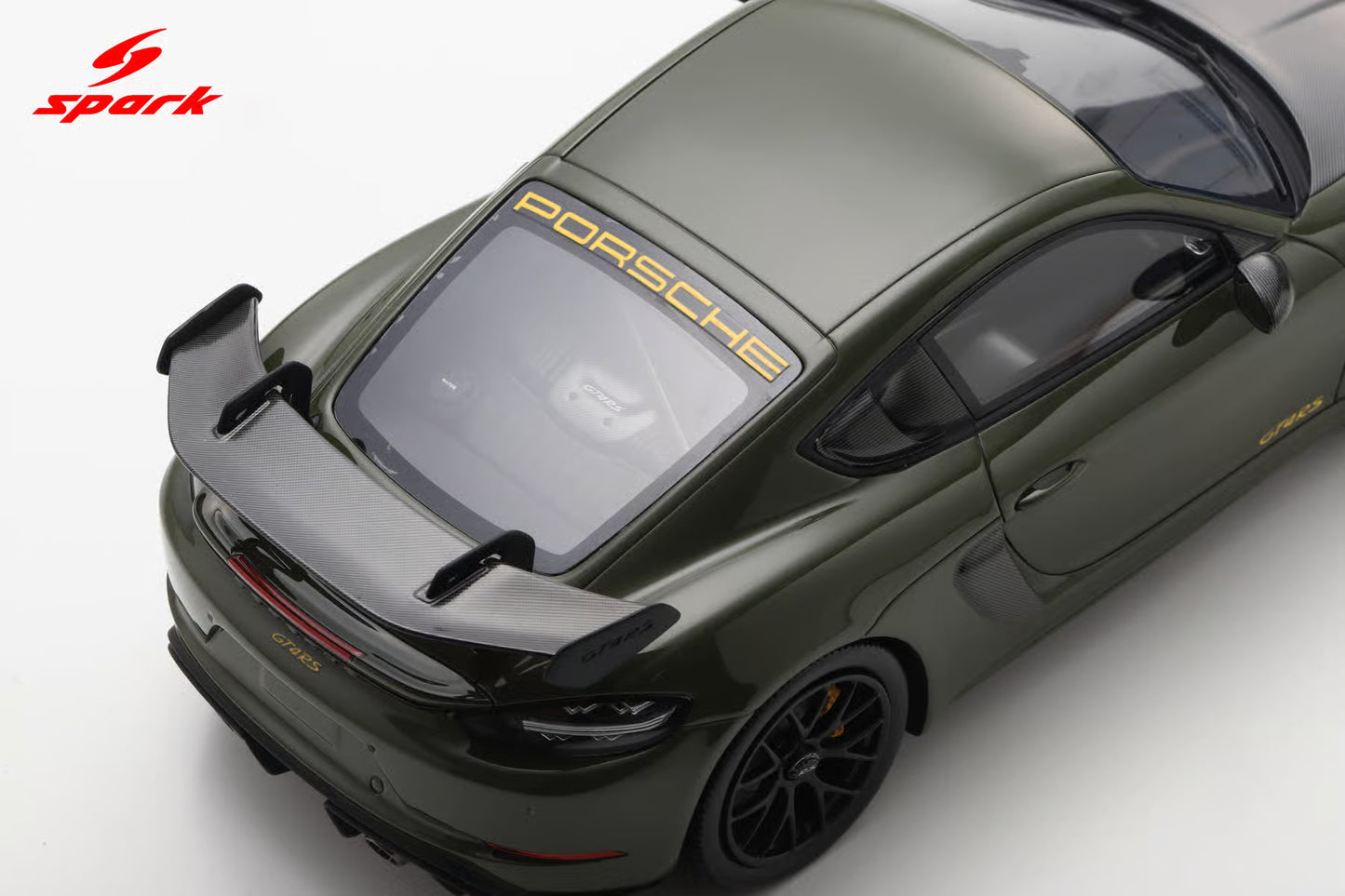 Spark-Model 2023 Porsche 718 Cayman GT4 RS w/ Weissach Package Nato Olive Green 1:18 WITH DISPLAY