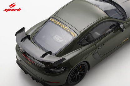 Spark-Model 2023 Porsche 718 Cayman GT4 RS w/ Weissach Package Nato Olive Green 1:18 WITH DISPLAY
