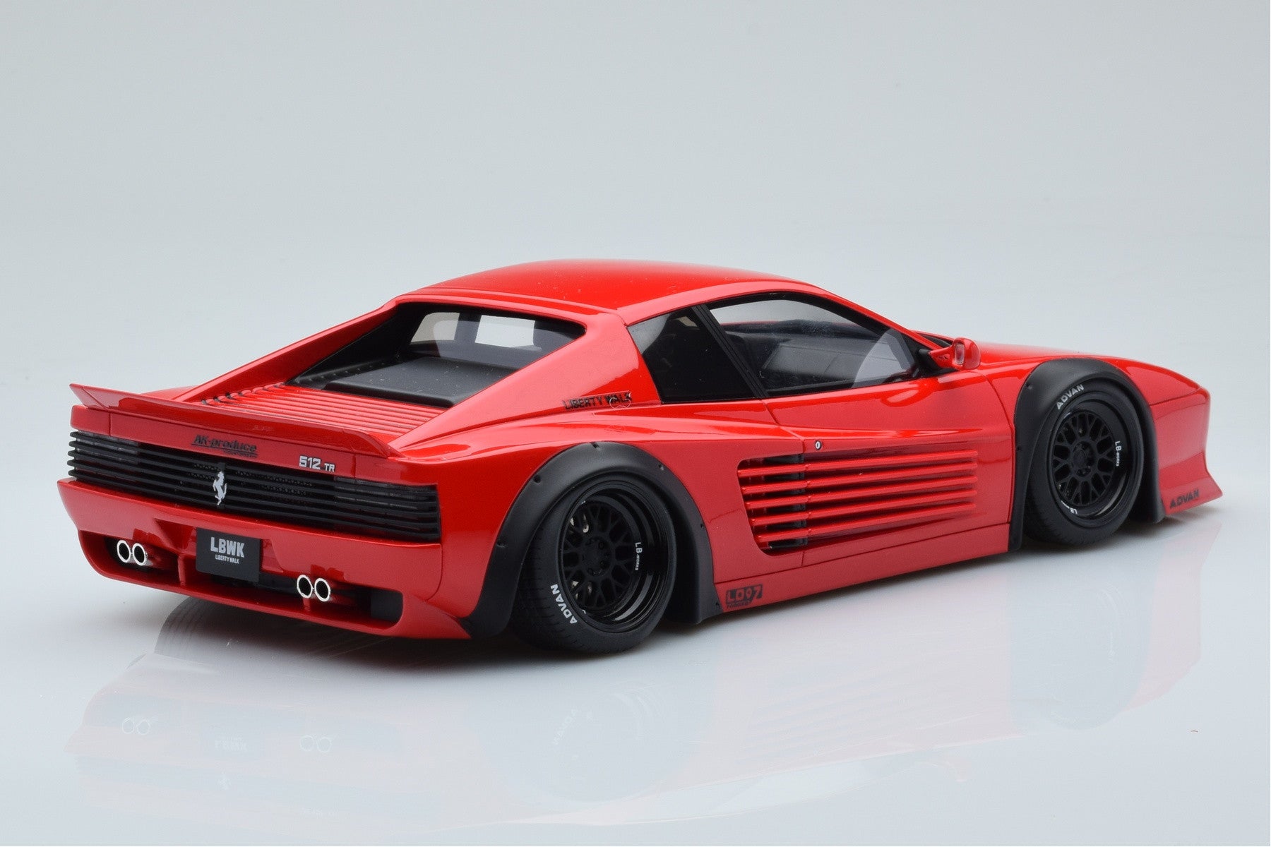 GT Spirit Ferrari 512 TR Testarossa LBWK Liberty Walk Rosso Corsa 1:18