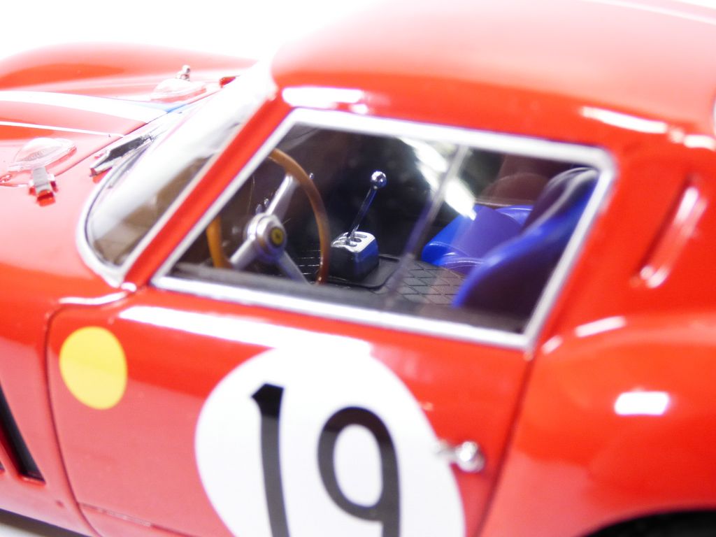 KK Scale 1962 Ferrari 250 GTO #19 24hr Le Mans 1962 Red 1:18