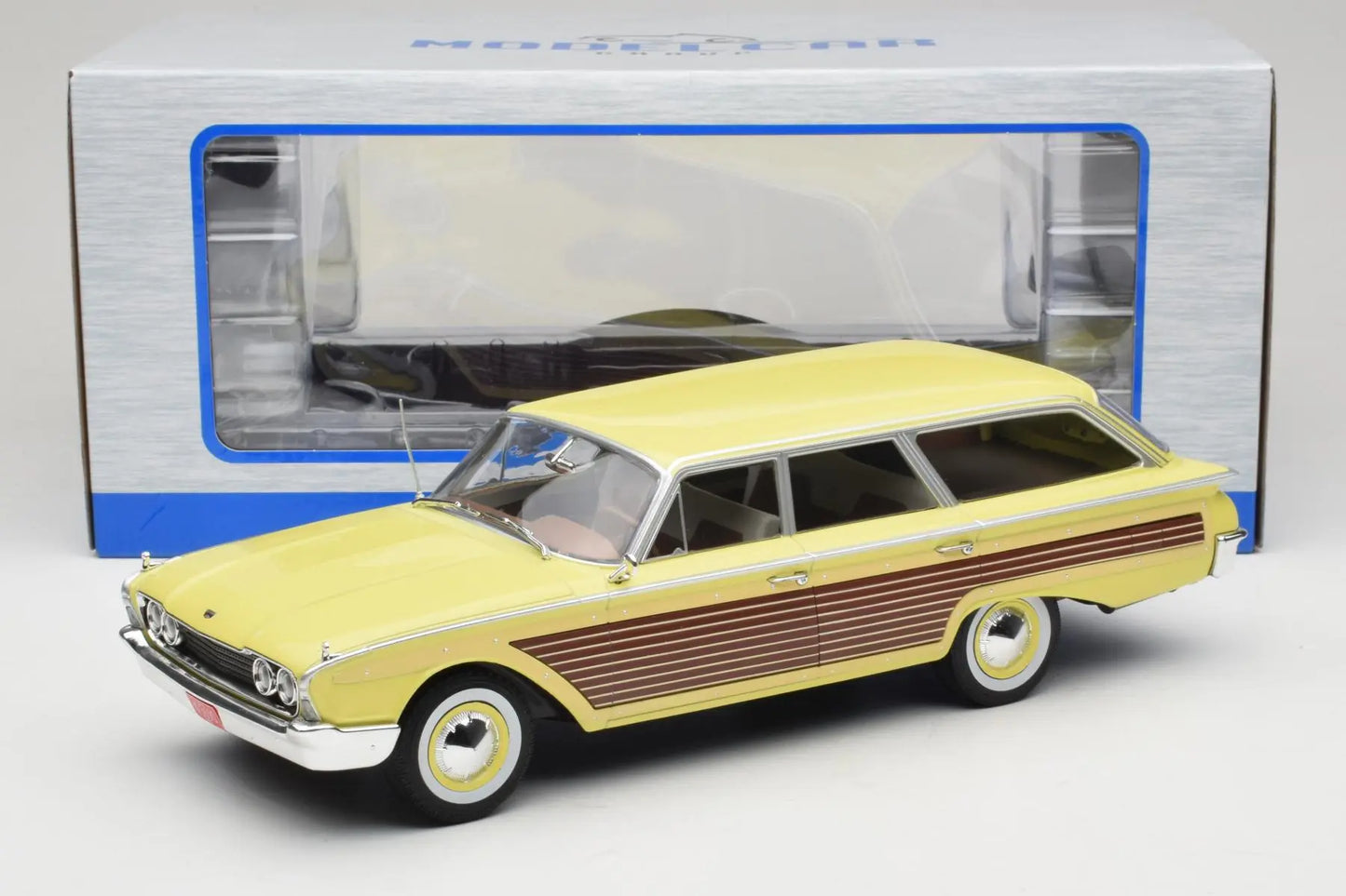 MCG 1960 Ford LTD Country Squire Yellow & Woodgrain 1:18