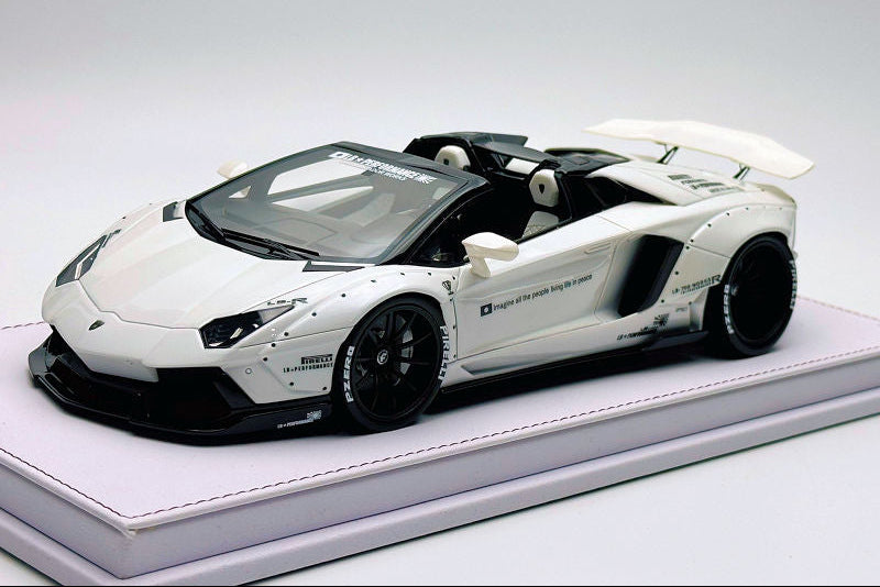 Gl Models GL Model Lamborghini Aventador Roadster SVJ White w/ Black Wheels 1:18 ...