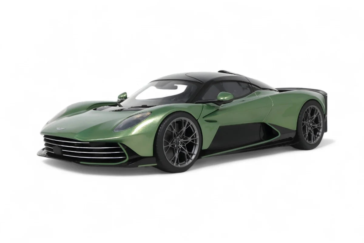 GT Spirit 2025 Aston Martin Valhalla Coupe Green 1:18