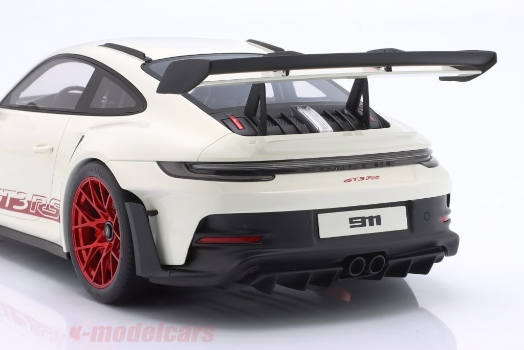 GT Spirit 2022 Porsche 911 992 GT3 RS White w/ Pyro Red Wheels & Deco 1:12
