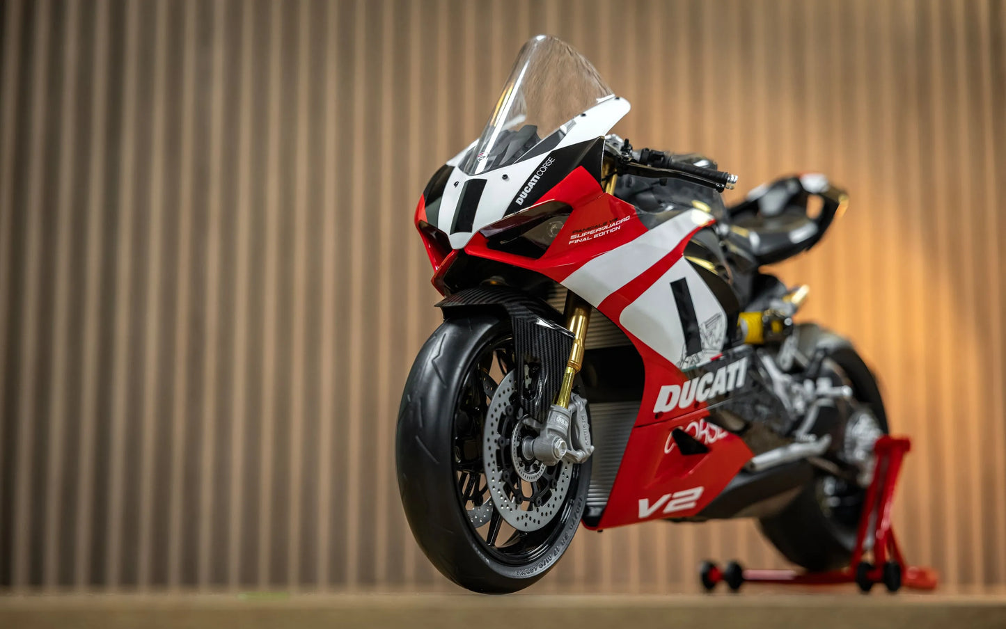 Pocher Ducati Panigale - V2 Superquadro Final Edition - 1:4 Kit