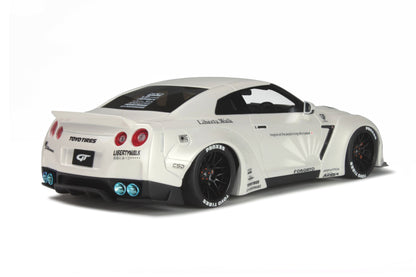 GT Spirit 2016 Nissan Skyline GT-R (R35) LB Performance White 1:18