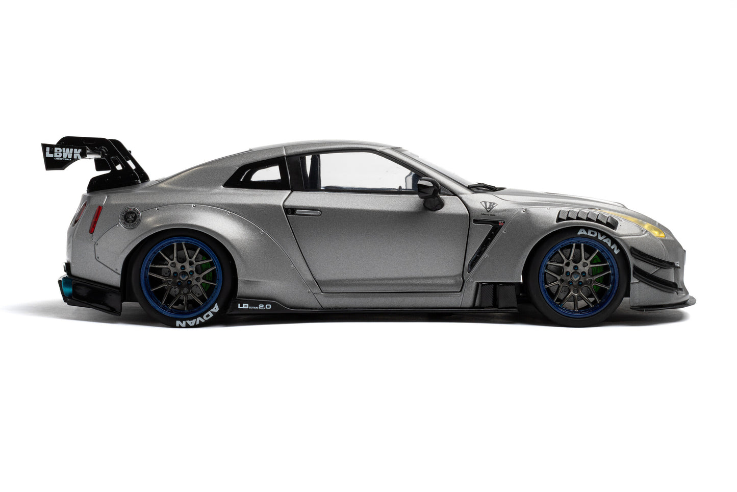 Solido 2023 Nissan GT-R (R35) W/ Liberty Walk Body Kit 2.0 Silver 1:18