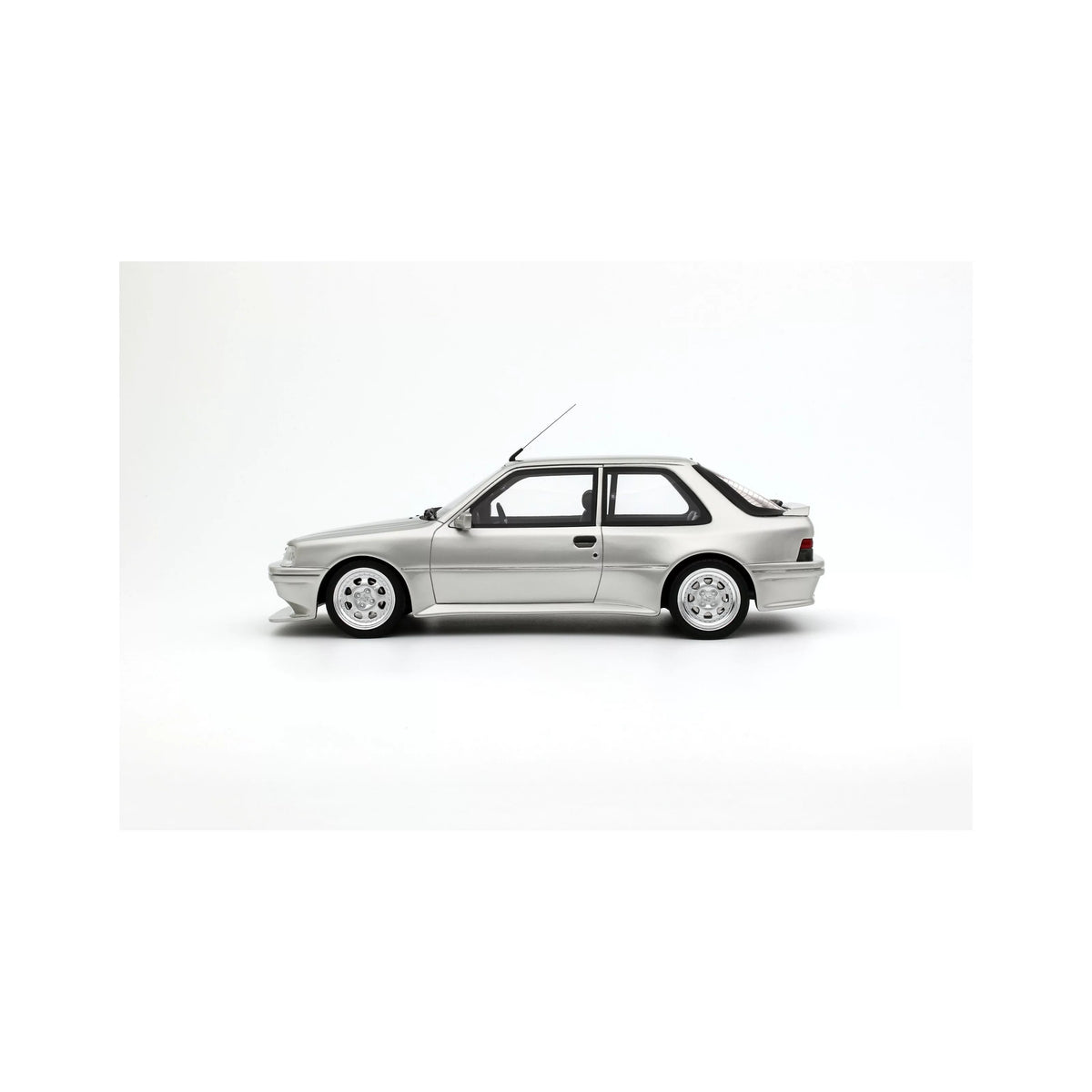 Otto 1995 Peugeot 309 GTi 16 Dimma Kompressor Gris Futura Metallisé (Grey Metallic) 1:18