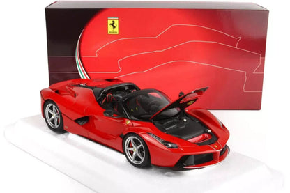 BBR 2016 Ferrari LaFerrari Aperta Spider Rosso Corsa (Ferrari Red) 1:18