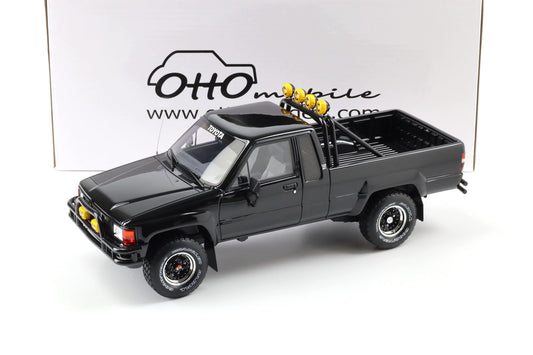 Otto 1985 Toyota Hilux SR5 Pickup Truck Glossy Black 202 1:18