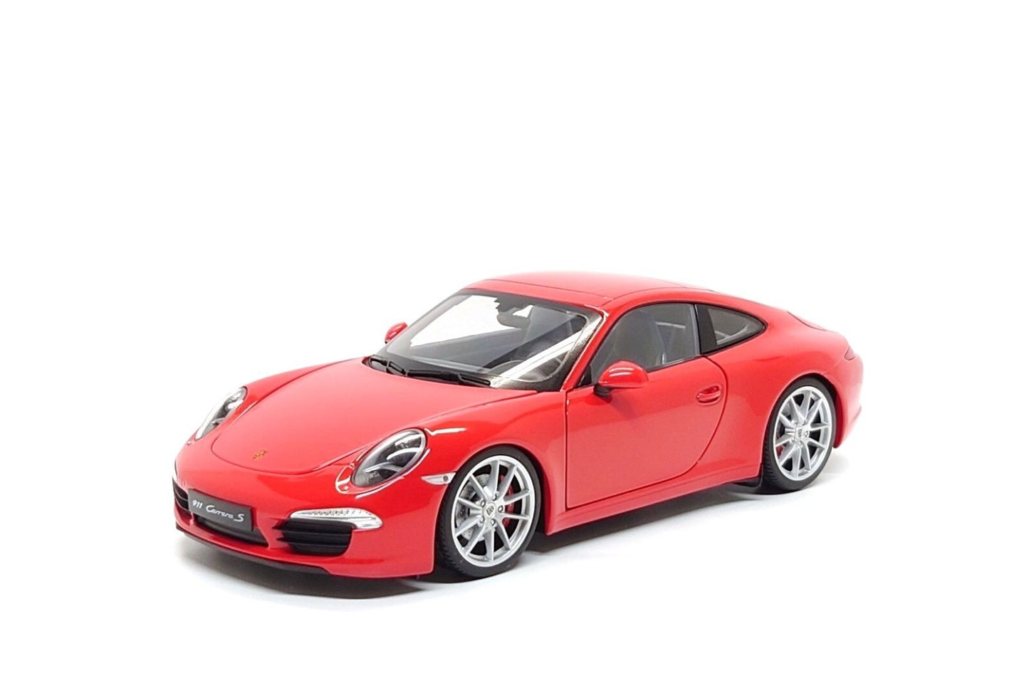 Welly 2013 Porsche 911 991 Carrera S Coupe Guards Red 1:18