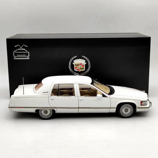 Xiaoguang Model 1993 Cadillac Fleetwood Brougham White 1:18