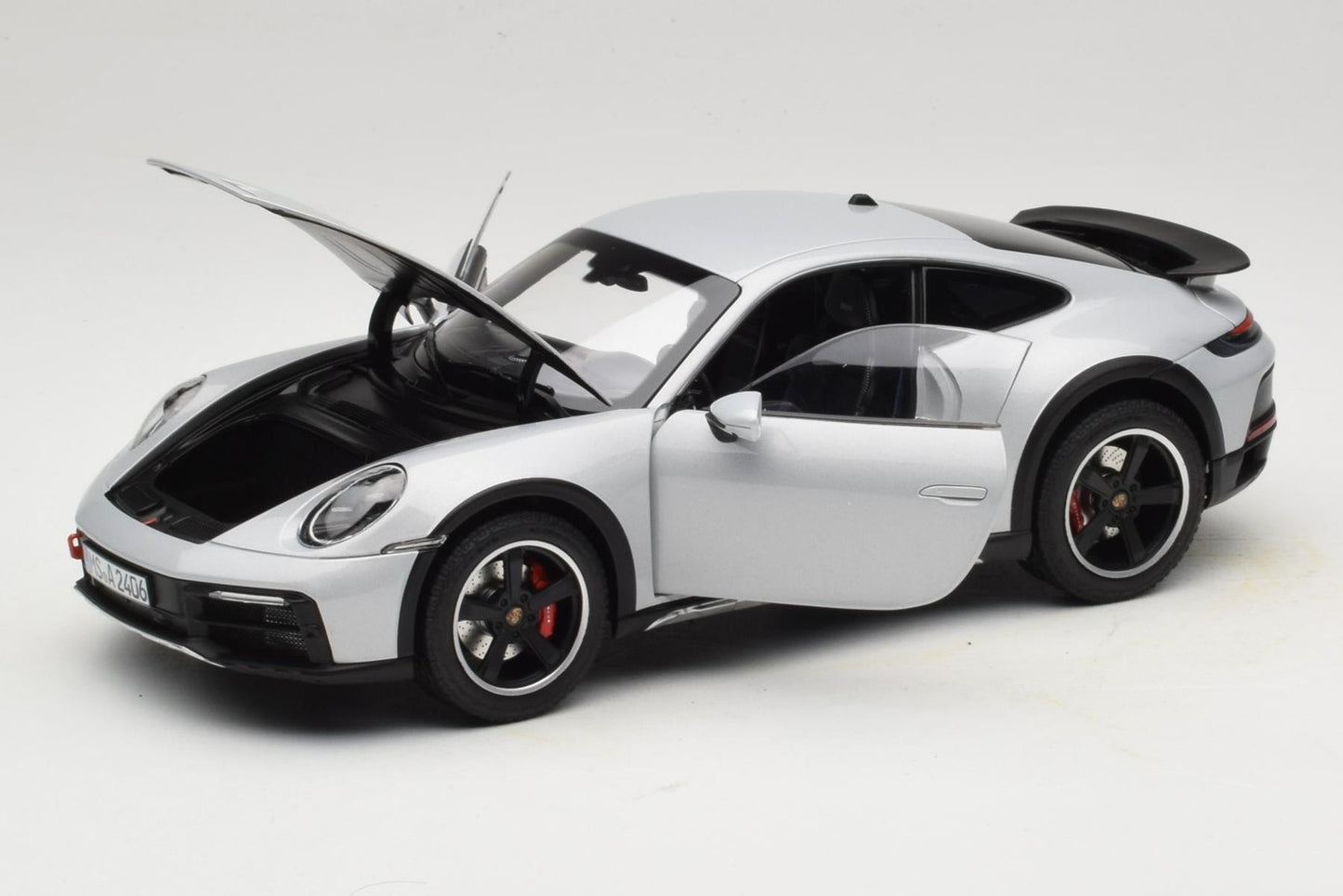 Norev 2023 Porsche 911 Dakar 992 Ice Grey Metallic 1:18