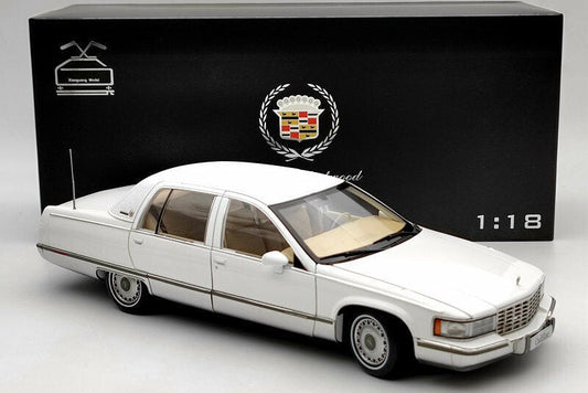 Xiaoguang Model 1993 Cadillac Fleetwood Brougham White 1:18