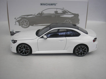 Minichamps 2023 BMW M2 (G87) White 1:18