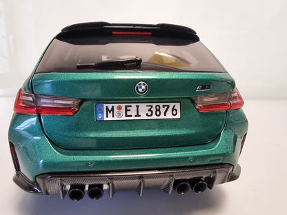 Minichamps BMW M3 Touring (G81) M Wagon Isle of Man Green Metallic 1:18 DEALER EDITION