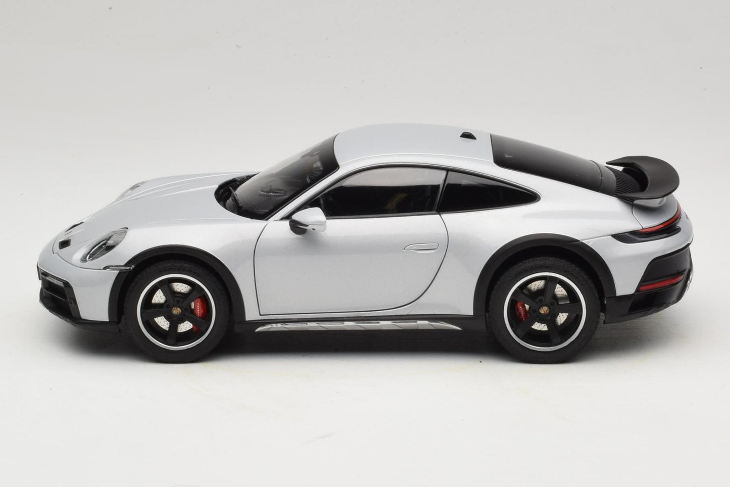Norev 2023 Porsche 911 Dakar 992 Ice Grey Metallic 1:18