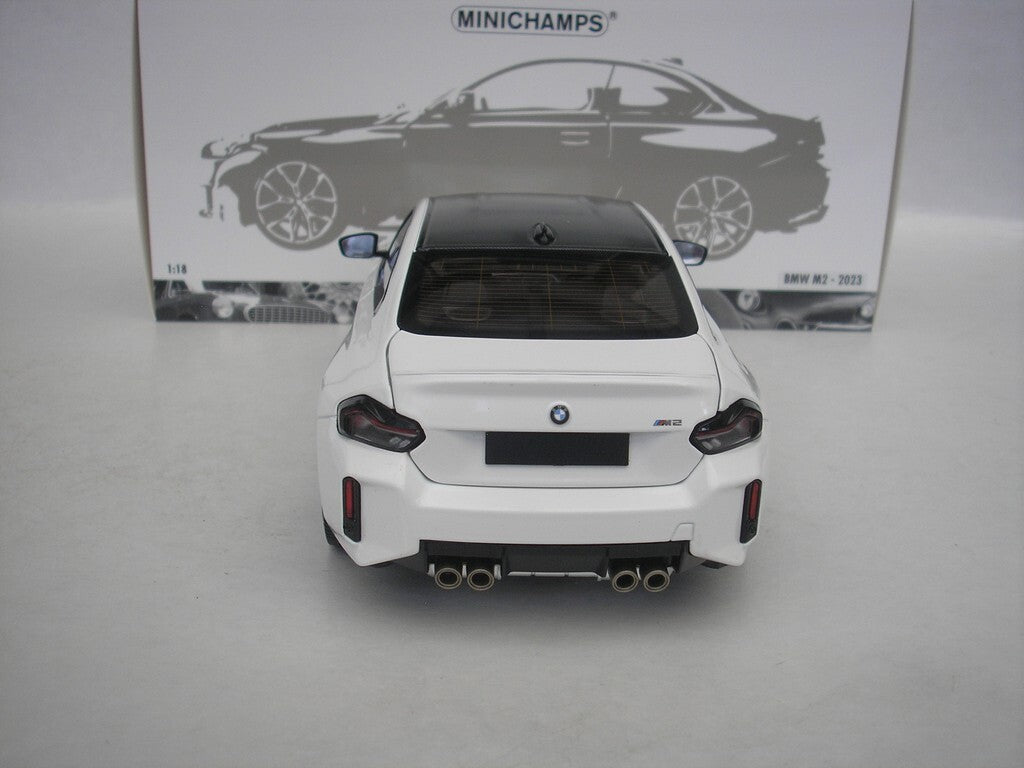 Minichamps 2023 BMW M2 (G87) White 1:18