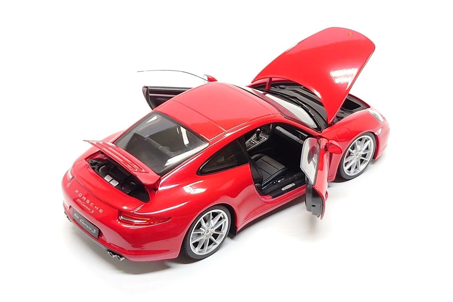 Welly 2013 Porsche 911 991 Carrera S Coupe Guards Red 1:18